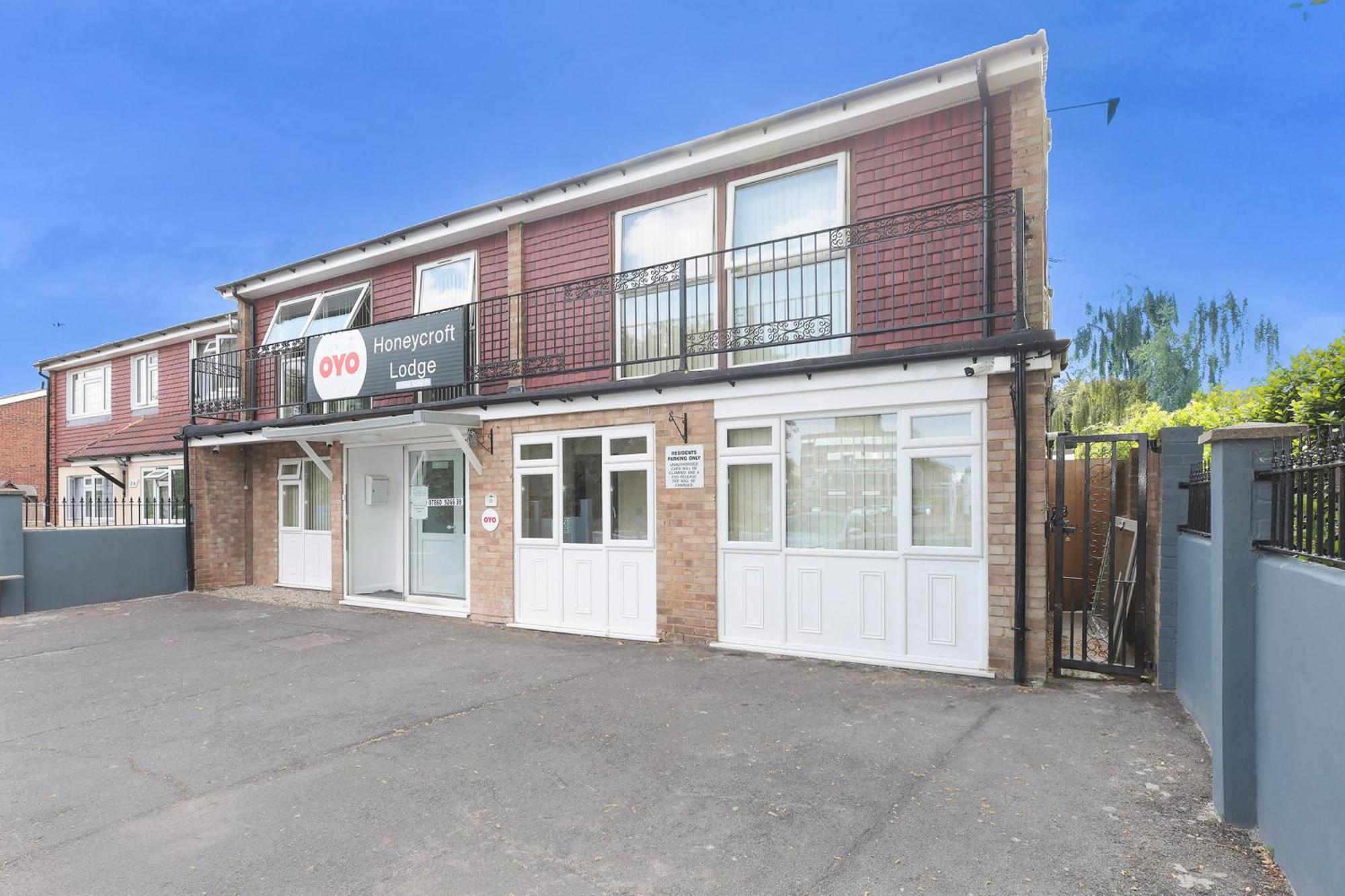 Oyo Honeycroft Lodge Uxbridge Exterior foto